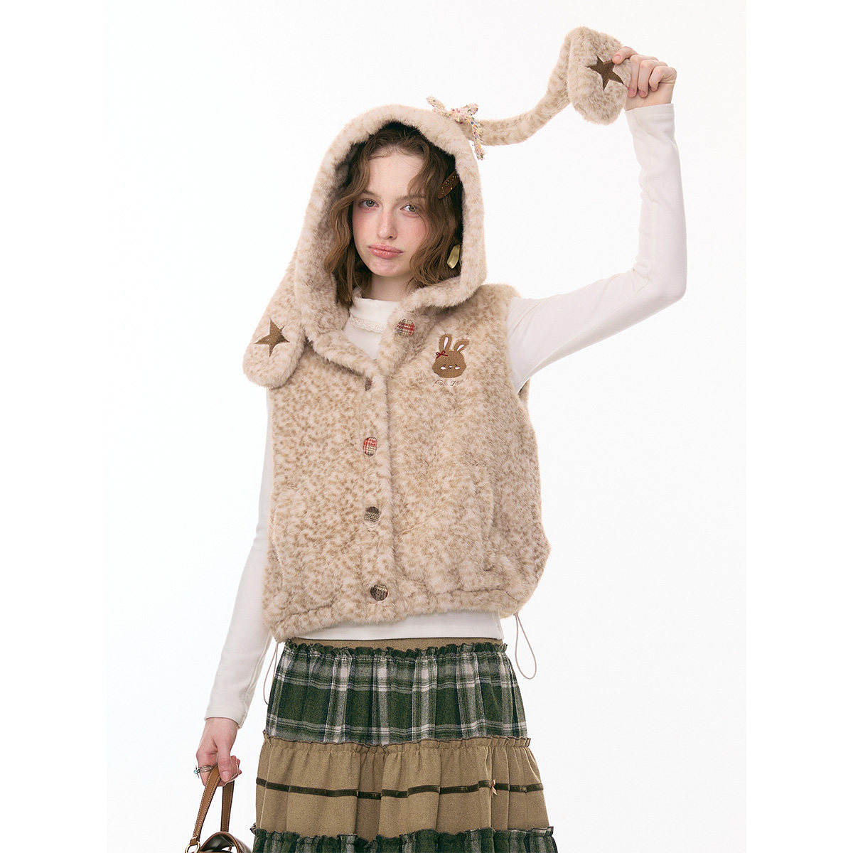 ziziFe''黑皮兔兔''i秋冬卡其色小兔耳朵连帽坎肩背心马甲外套女,女装/女士精品,马夹,淘宝优惠券,粉丝福利购,淘宝优惠卷