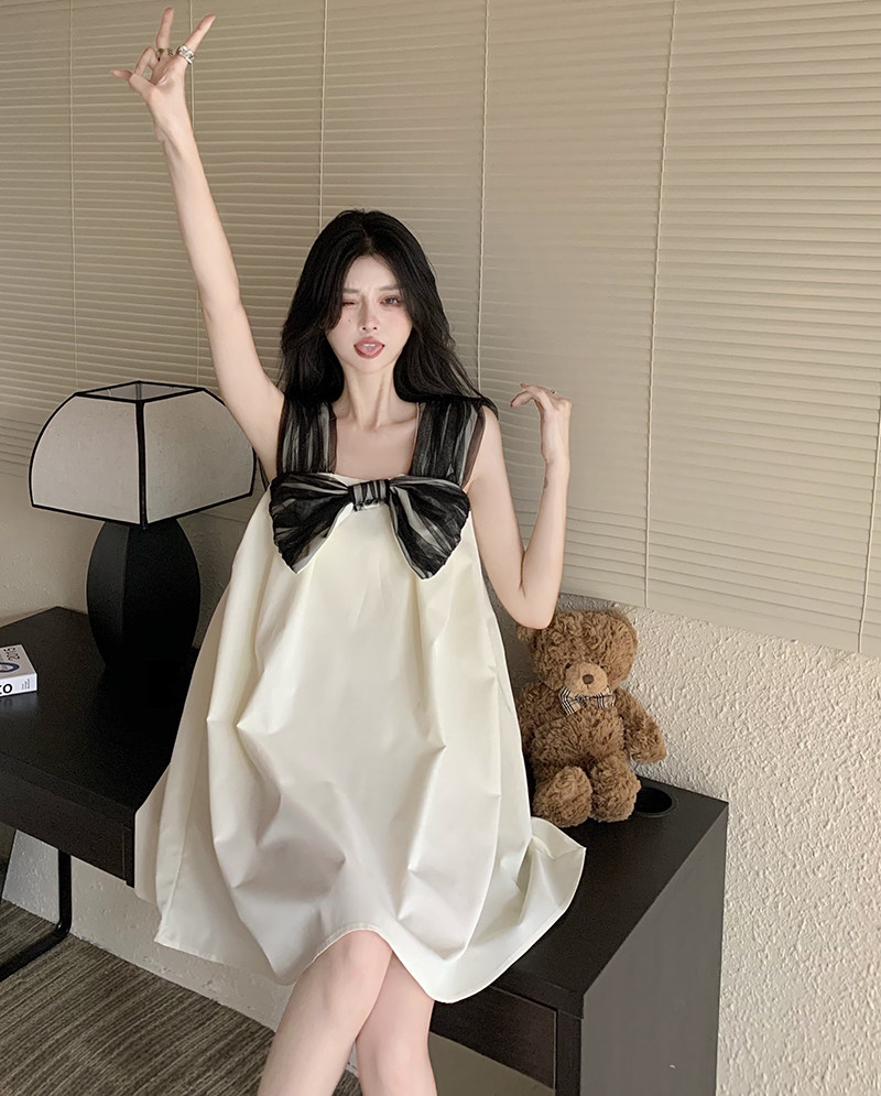 孕妇装2023夏季甜美减龄蝴蝶结连衣裙夏天初恋风撞色宽松吊带裙女