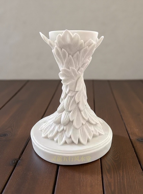 新款原装动物羽毛雕花树脂摆件