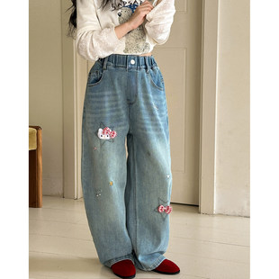 女童牛仔裤春装2026新款初中生裤子春秋款青少年卡通宽松阔腿裤子