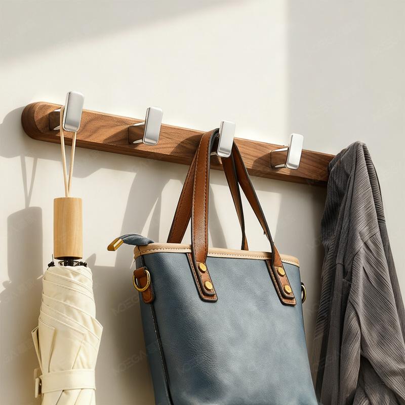 胡桃木挂钩免打孔门后挂衣钩卫生间强承重无痕浴室中古风收纳粘钩