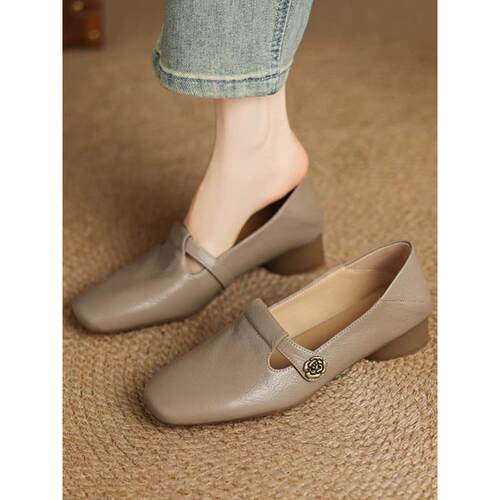 品牌山茶花羊皮粗跟单鞋女鞋2025春季新款真皮软底中老年乐福鞋 - 封面