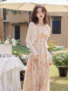 茶歇法式碎花吊带裙子女夏季仙气超仙森系清纯甜美连衣裙两件套装