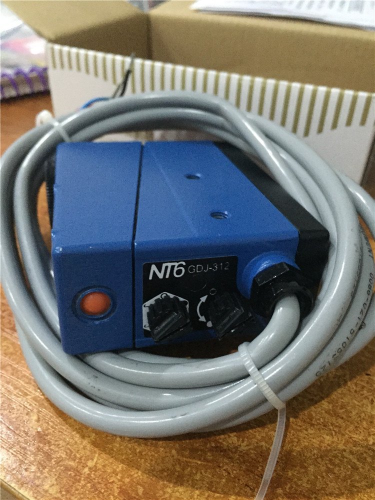 NT6电眼制袋机用跟踪色标电眼