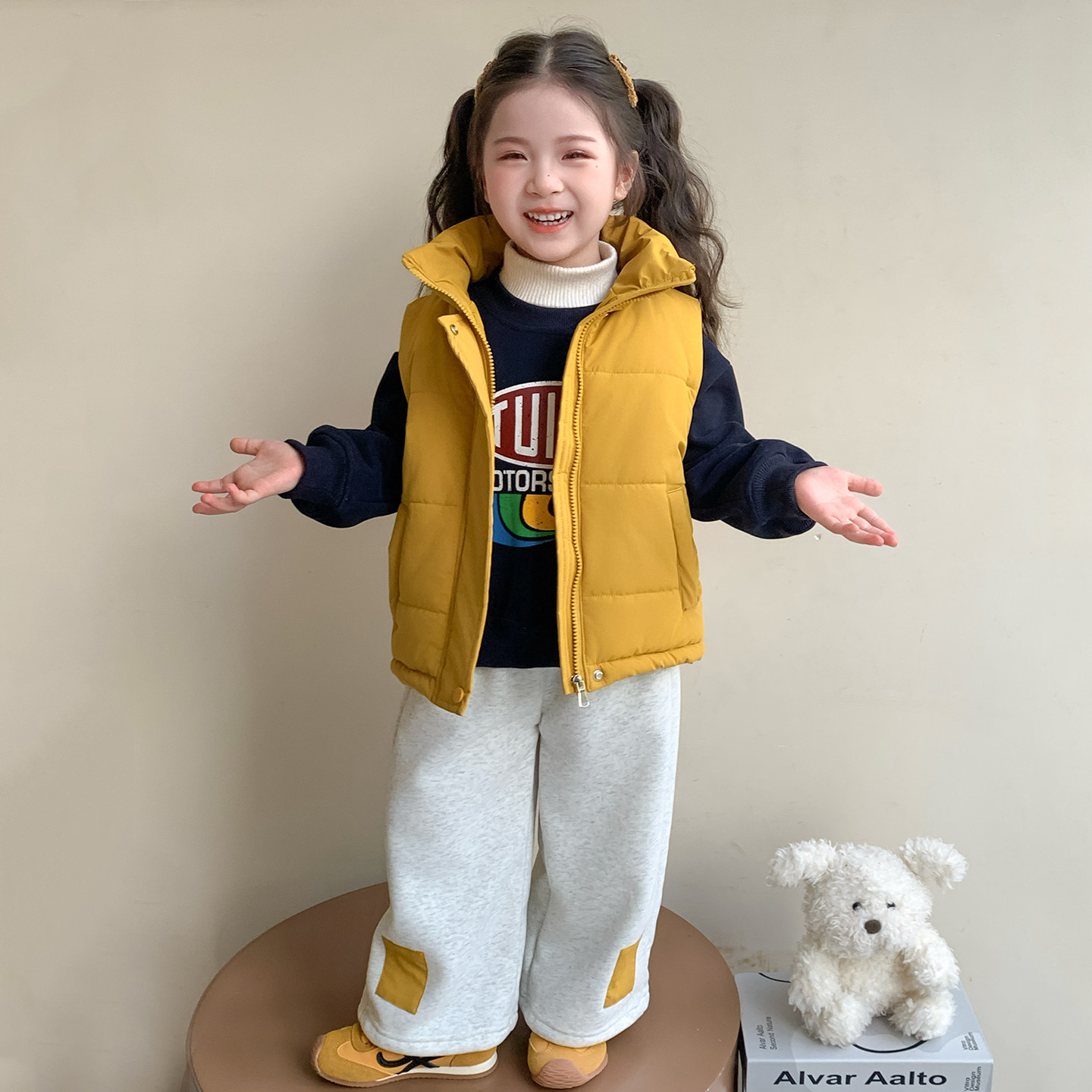 女童羊驼绒加绒套装秋冬季2025新款儿童羽绒棉马甲三件套宝宝冬装