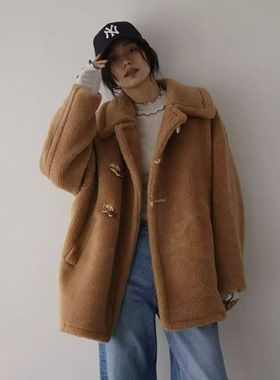 日单coel2025新款皮毛一体外套女年轻长款软糯绵密真羊羔毛外套