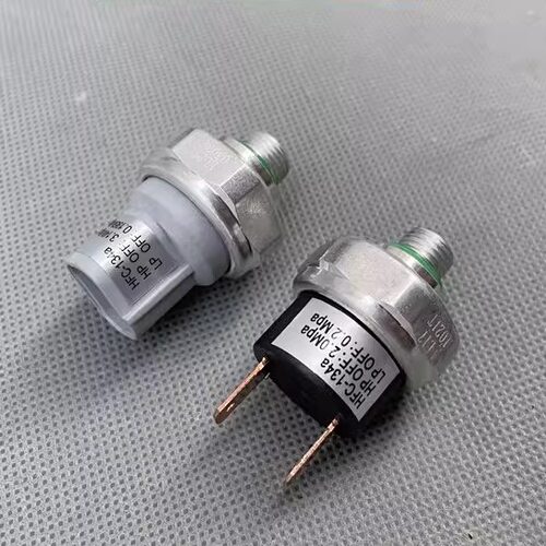 五菱宏光/S/S1/S3/PLUS 宏光V 荣光V空调管压力开关 压力阀传感器