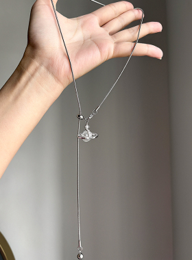 西太后土星珍珠项链女夏天高级感长款甜酷辣妹风不掉色星球毛衣链