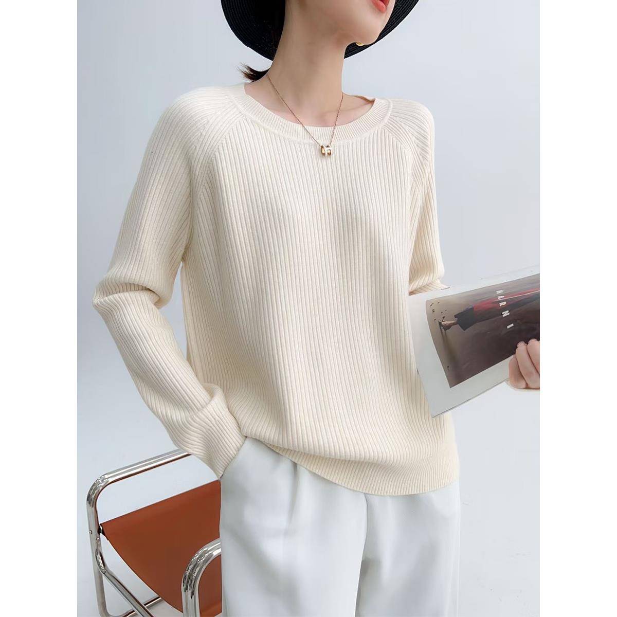 春天羊绒圆领长袖针织女衫柔软和蜡温暖底衬衫宽松修身看纯色多用