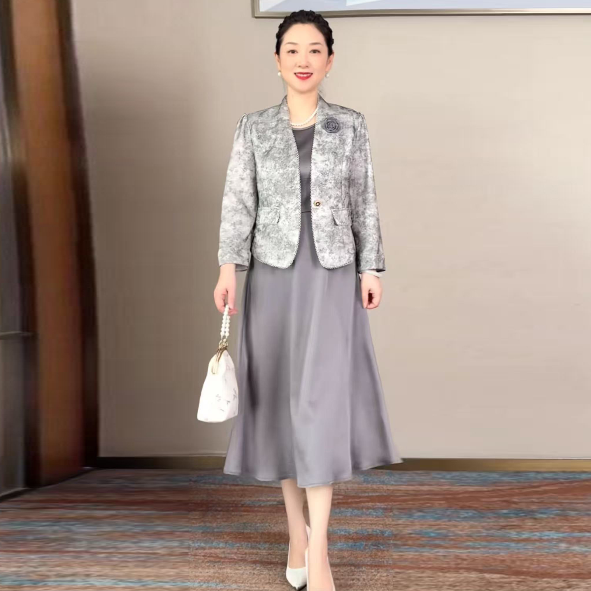 小香风套装连衣裙2025新款中年女妈妈装气质春秋高级感两件套裙子