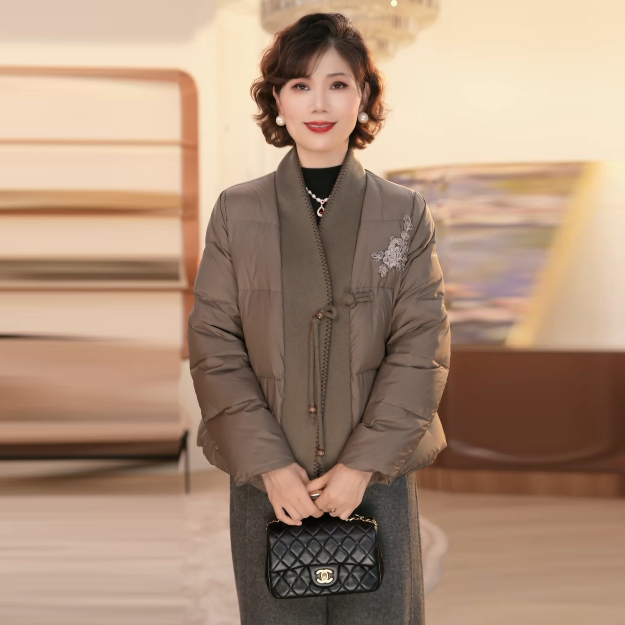 新中式国风妈妈冬装羽绒服2025新款中年女装洋气时尚加厚保暖外套