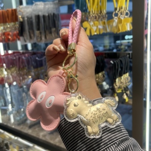 水贝大福马上有钱黄金钥匙扣足金999马年挂件手机链20mg伴手礼