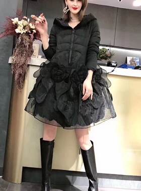 冬季新款白鸭绒连帽宽松a字立体盘花大摆前中拉链个性显瘦羽绒服