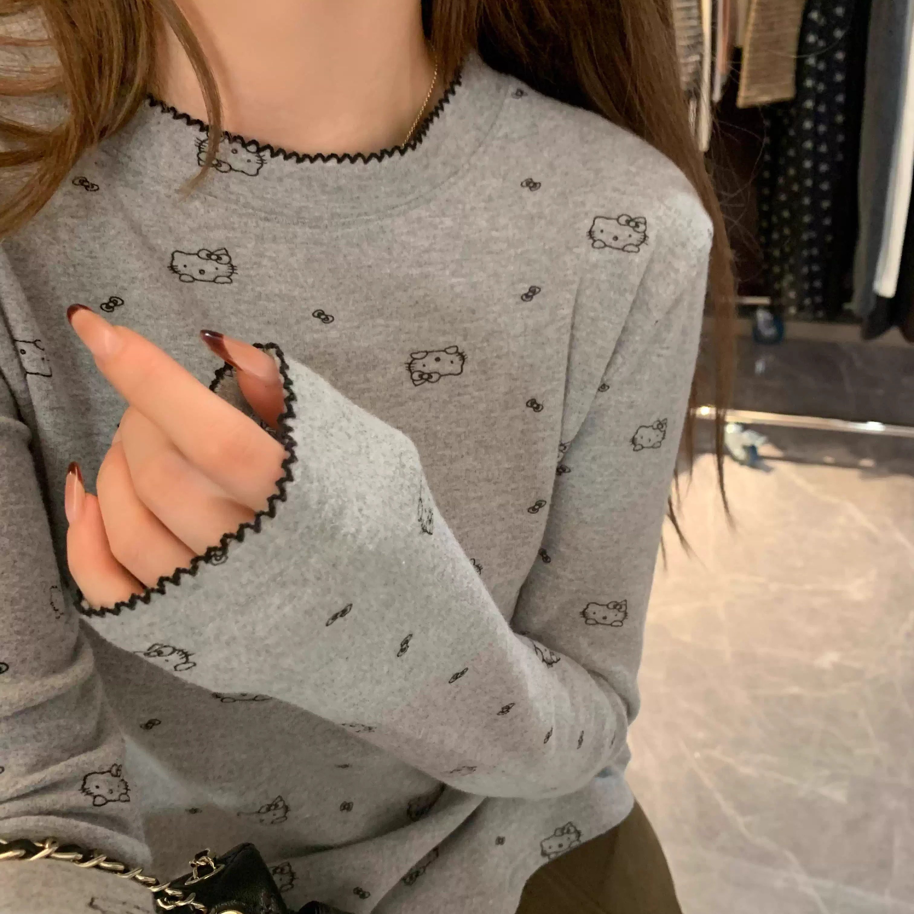 Morden 韩国KT猫秋冬韩系长袖圆领羊毛棉软糯发热木耳边打底衫