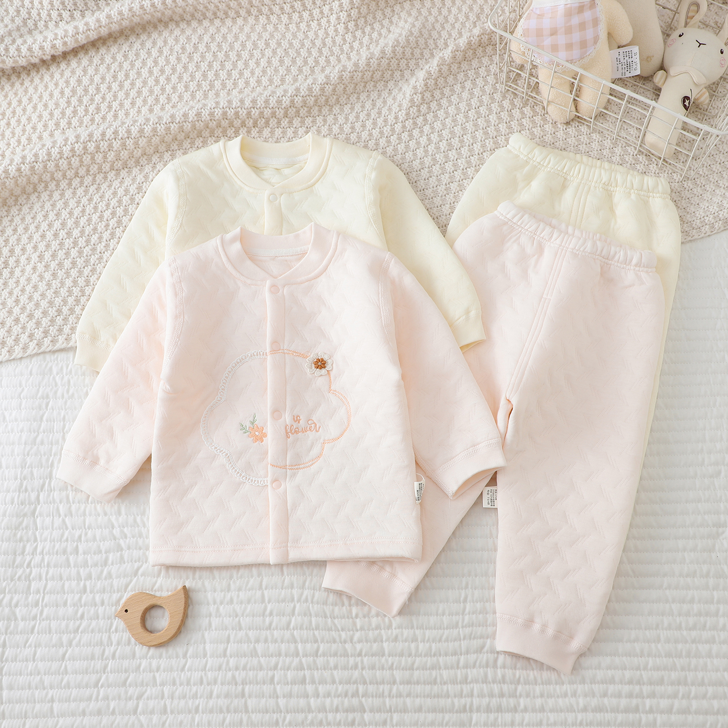 女宝宝贴身秋衣秋裤夹棉分体套装