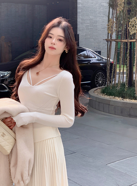 ByYou春季新款白色V领兔绒针织衫女上衣可外穿长袖修身内搭打底衫