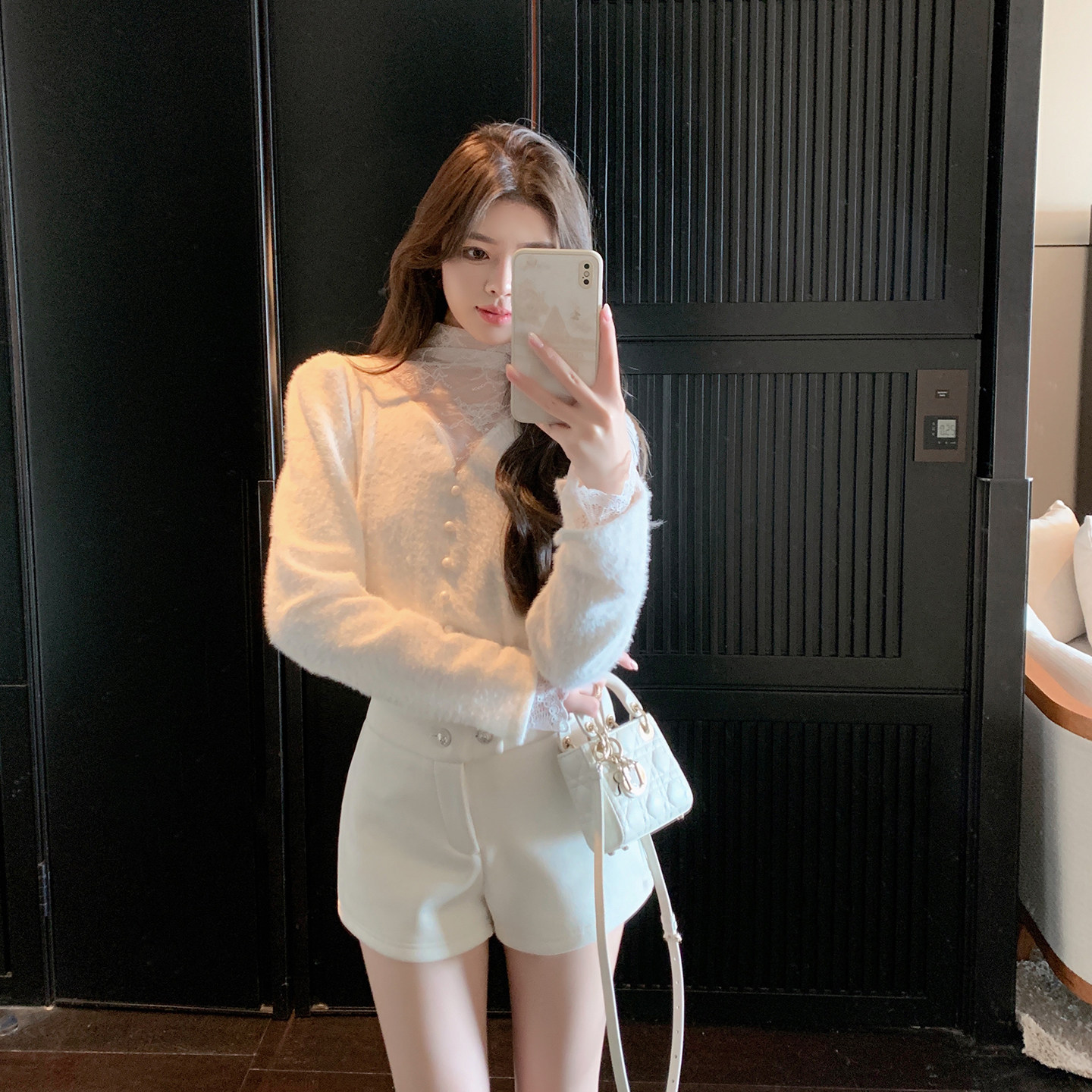 ByYou 新款蕾丝半高领水貂毛白色磨毛毛衣女冬加厚内搭打底针织衫