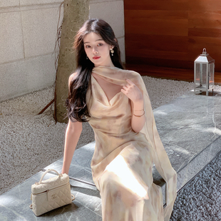 黄色飘带荡领雪纺碎花连衣裙气质修身 新款 印花吊带长裙 春季 ByYou