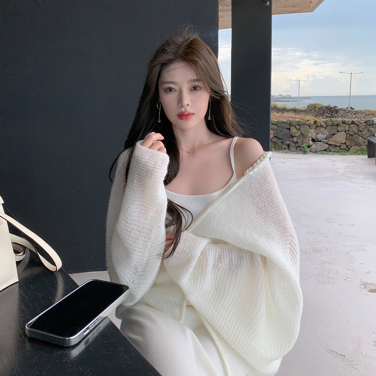 ByYou 秋冬新款温柔风气质白色针织吊带连衣裙长款收腰修身毛衣裙