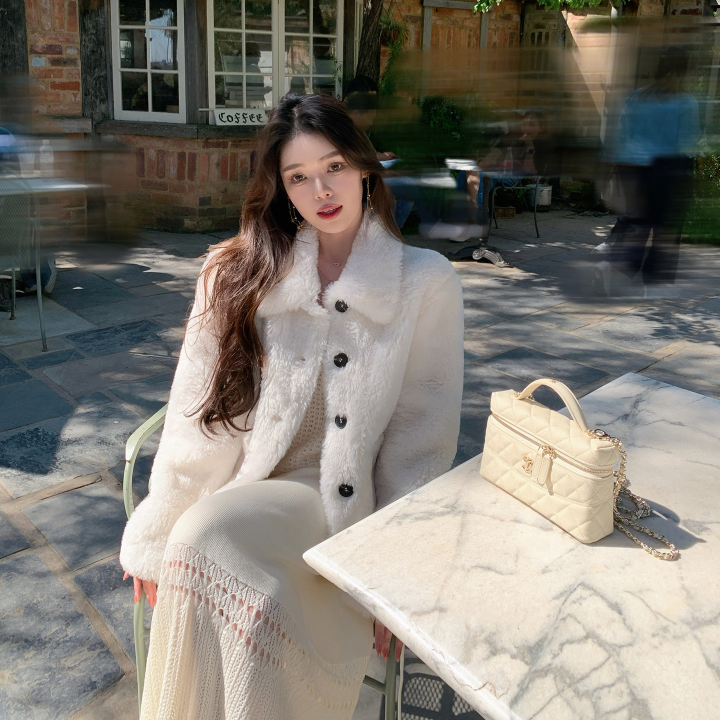 ByYou 冬季新款白色羊羔毛皮草外套女短款皮毛一体泰迪熊毛毛大衣