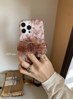 DT play 独特茶色小豹纹蝴蝶结韩国ins风小众设计博主高级适用于iphone16promax/15/14苹果13手机壳保护套