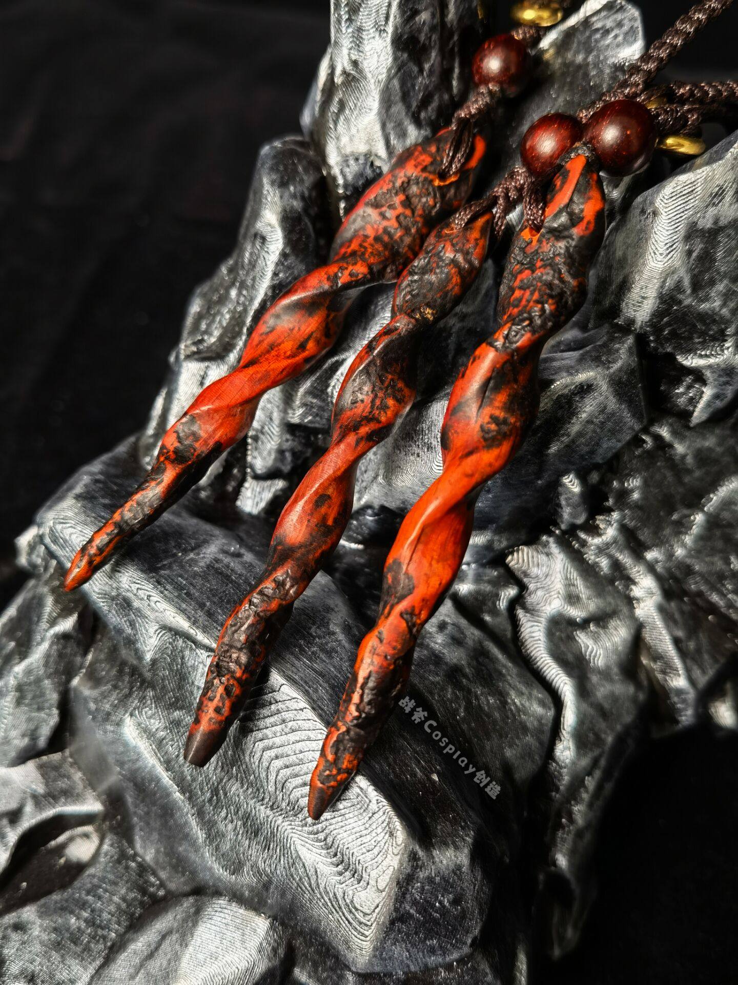 黑暗之魂三 螺旋剑碎片 实物模型周边 小叶紫檀手串游戏道具项链