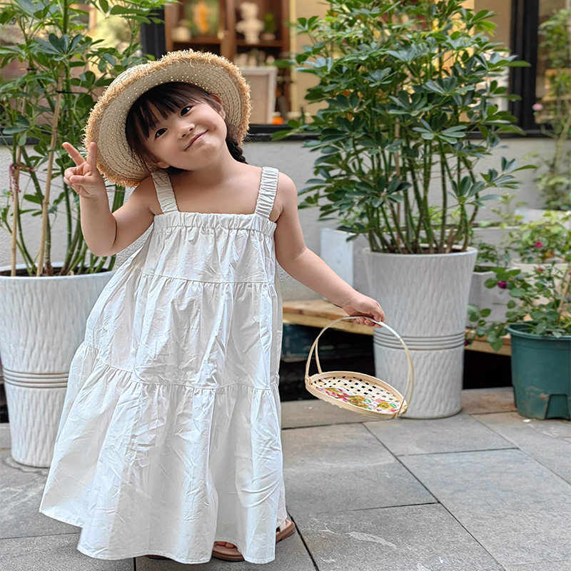 女童白色连衣裙2026夏装洋气女孩沙滩裙儿童海边度假风背心裙子潮
