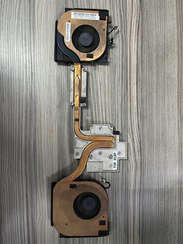 适用联想 P52   EP52 风扇散热器模组  01HY785