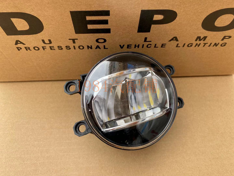 13 14 15款IS250 IS200T前雾灯 LED前保险杠灯 IS250雾灯总成