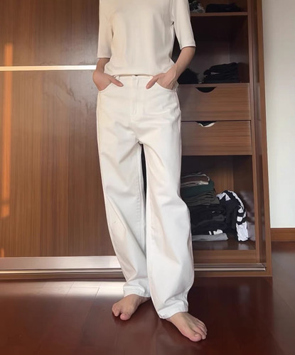 alright 004M中高腰白色阔版直筒牛仔裤