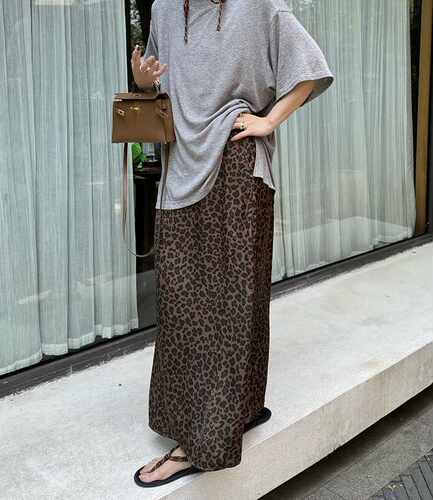 OWISH 豹意思太时髦了 都得买的定染缎面豹纹裙