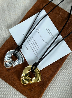 秋冬高级感不规则金属吊坠项链