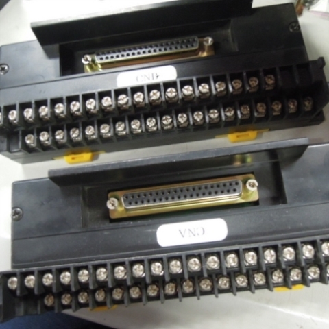 议价进口YOSHIDA接线端子台 PS7D-37V3A-F 端子排