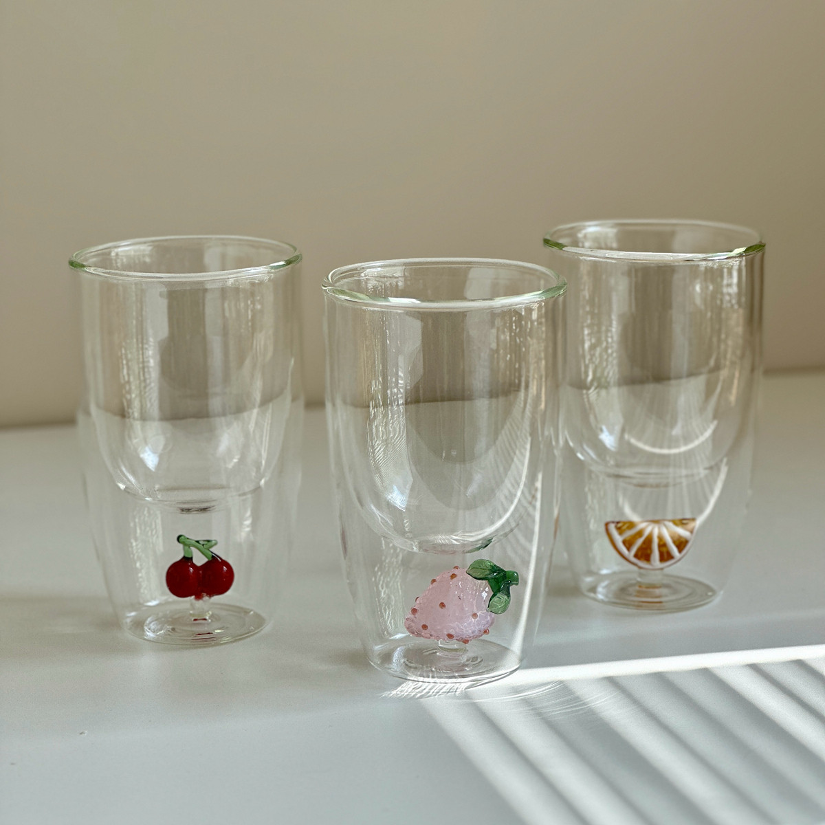 【梦田良品】美国Anthropologie新款双层耐热草莓樱桃柠檬玻璃杯