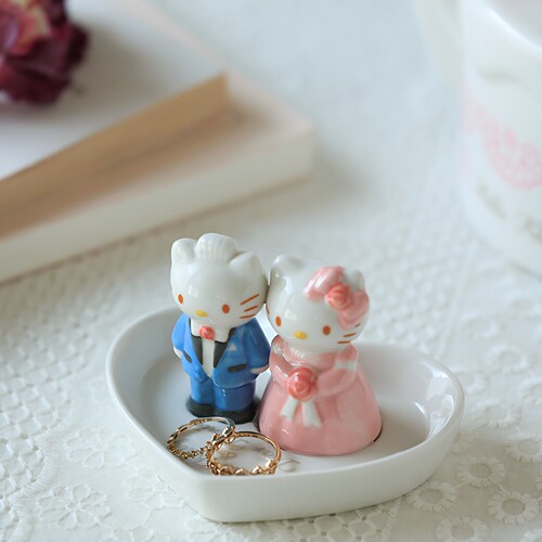 凯蒂猫情侣婚礼首饰碟结婚礼物