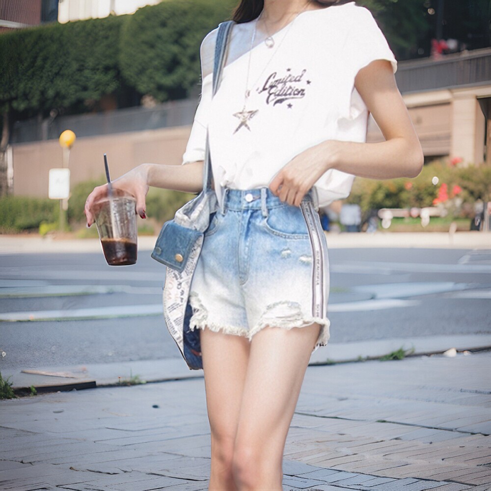 地球店美式水洗做旧破洞牛仔短裤女夏侧面织带设计a字显瘦阔腿裤
