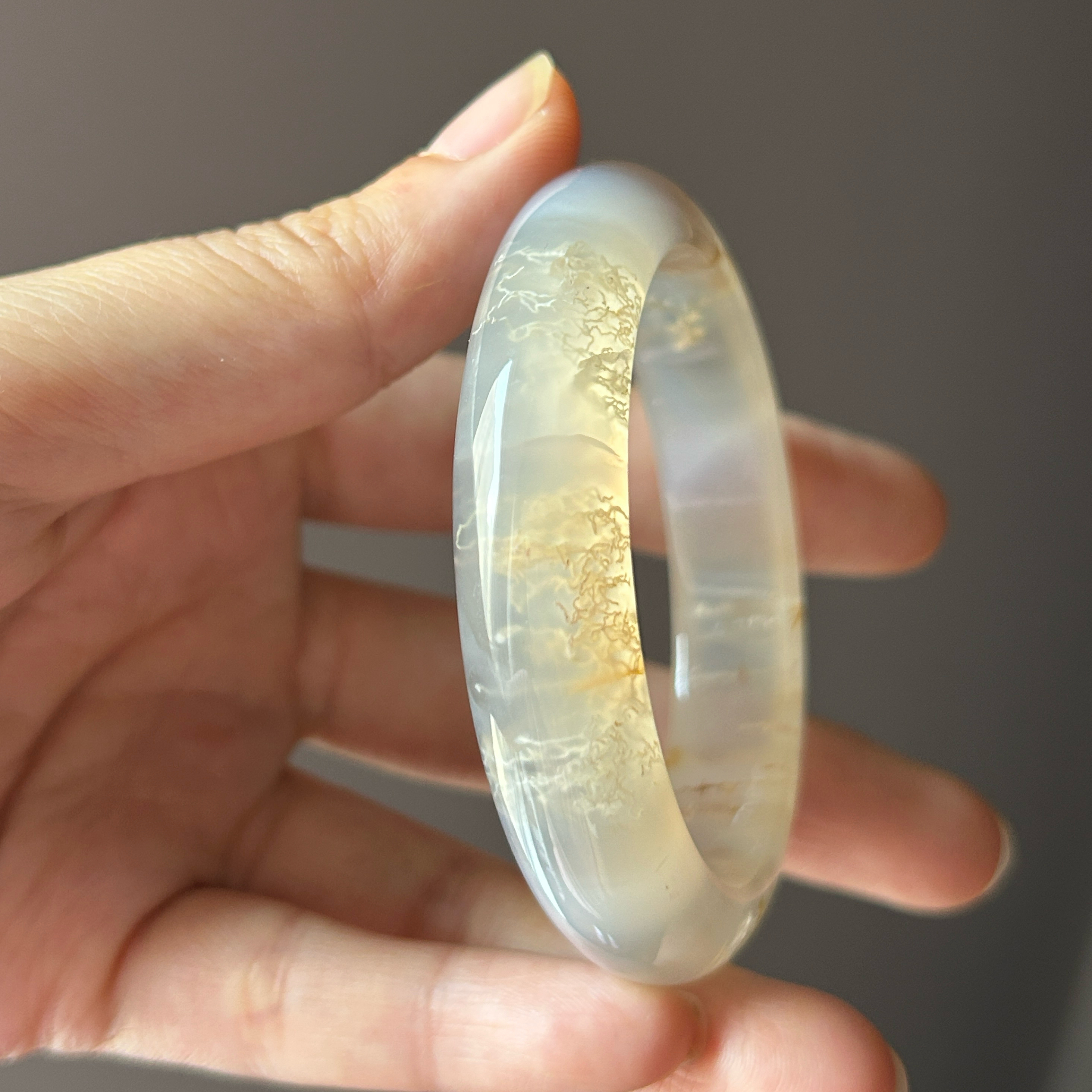 《一剑寒光》阜新本地 白净色水草玛瑙 冰飘手镯清透玛瑙口径 54