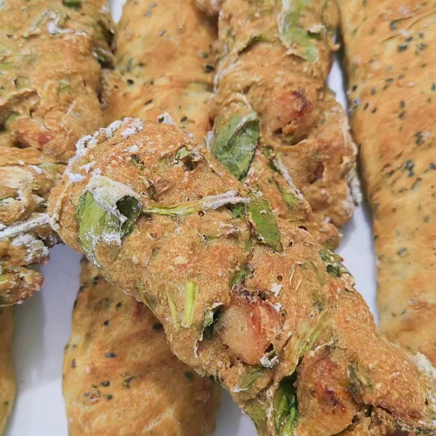 法式全麦粉青菜黑椒肠扭扭代餐手作菠菜鸡肉咸口面包学生早餐代餐