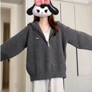 早秋季慵懒风高级感灰色韩系毛衣外套女秋冬2025新款古着覆古宽松