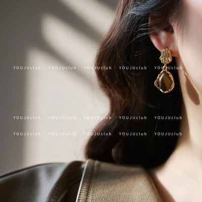 YOUJUclub-榛果栗子~法式复古棕色虎眼石美拉德耳环蚊香盘耳夹女