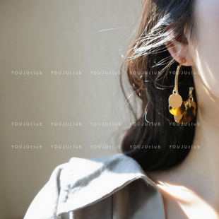 邮橘-琥珀梦语～豹纹c形流苏耳环高级小众设计感蚊香盘耳夹复古女