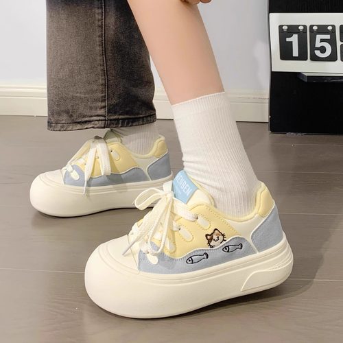 人本可爱小猫加绒小白鞋