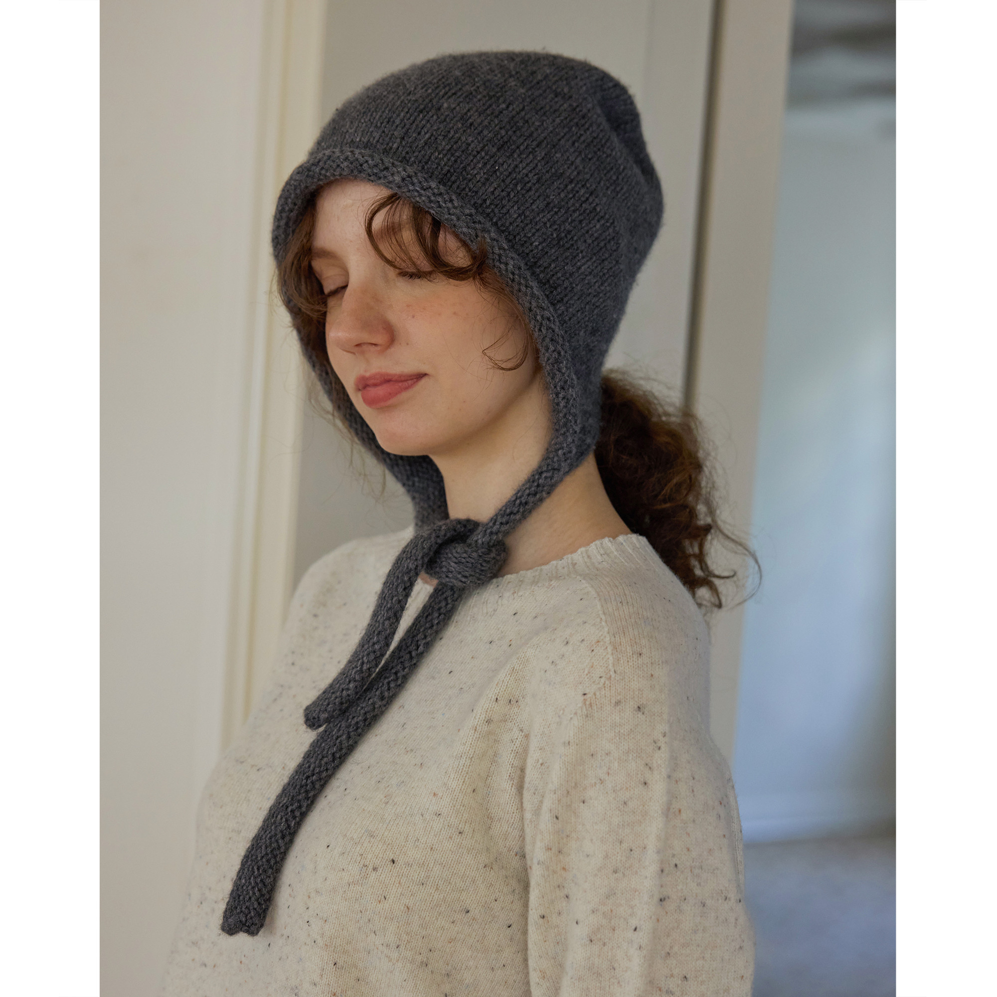 山羊绒针织卷边系带羊毛帽子女秋冬高级感纯色保暖重磅护耳帽韩系