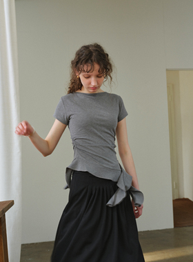 一字领捏褶收腰修身显瘦简约正肩短袖T恤女夏季设计感甜辣风上衣