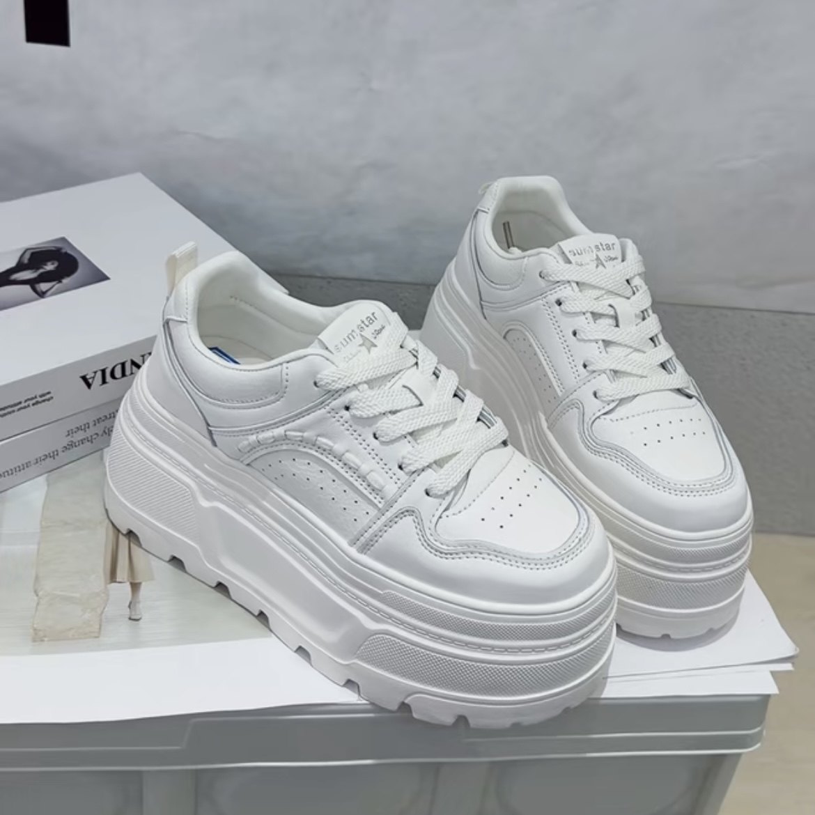 欧洲站2026年厚底小白鞋配裙子春季新款小个子增高松糕鞋轻便休闲,女鞋,时尚休闲鞋,淘宝优惠券,粉丝福利购,淘宝优惠卷