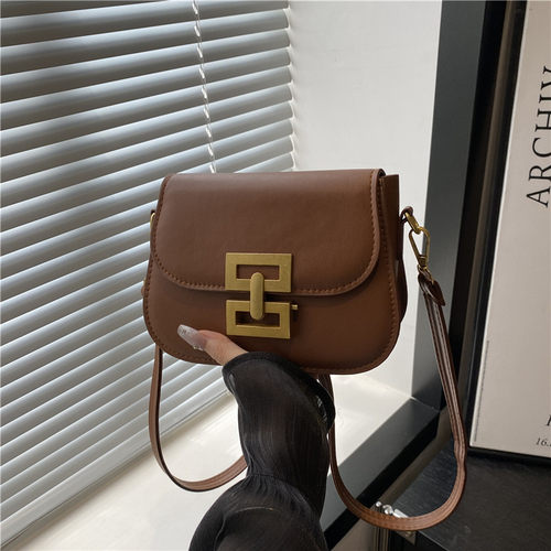 2025新款小众设计单肩包跨境时尚女包流行气质小方包百搭通勤包包