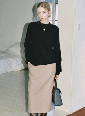 into fiction 圆领黑色羊绒衫岛精无缝一体羊毛针织衫打底毛衣