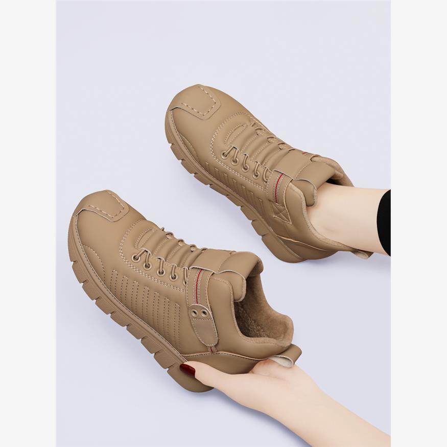 平底加绒高帮休闲妈妈皮