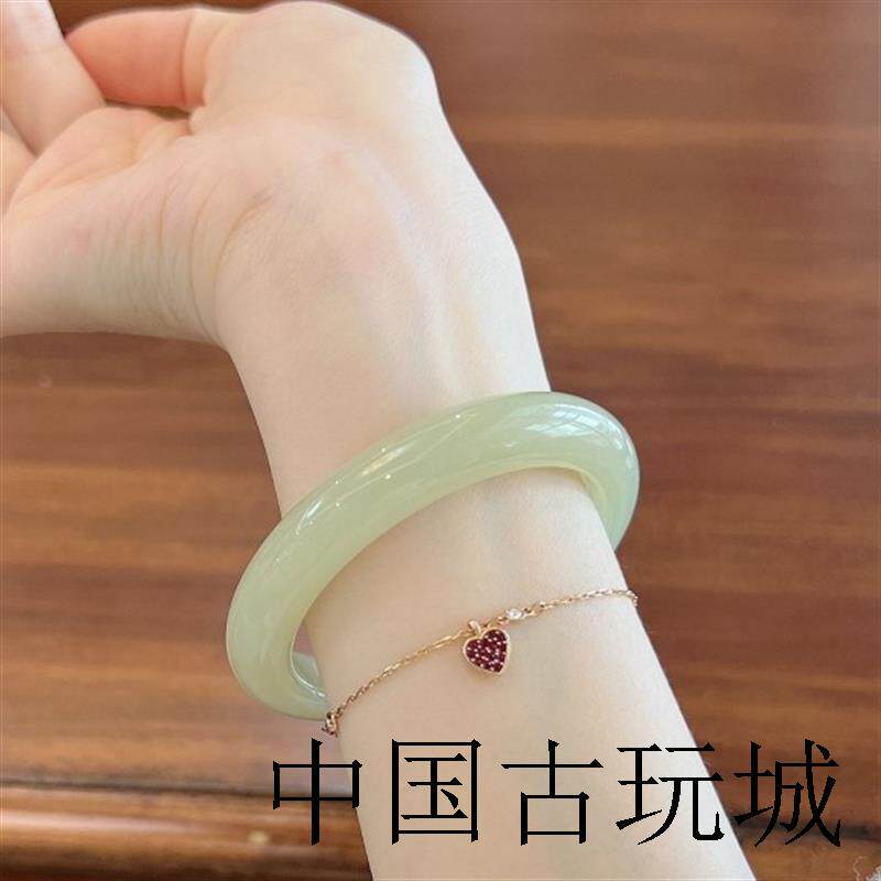 和田玉晴水手镯青白玉女玉镯子胖圆条镯子高端玉石冰底晴带证书