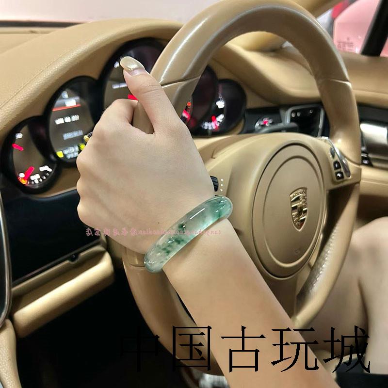 高冰种飘花缅甸玉镯子翠绿送老婆